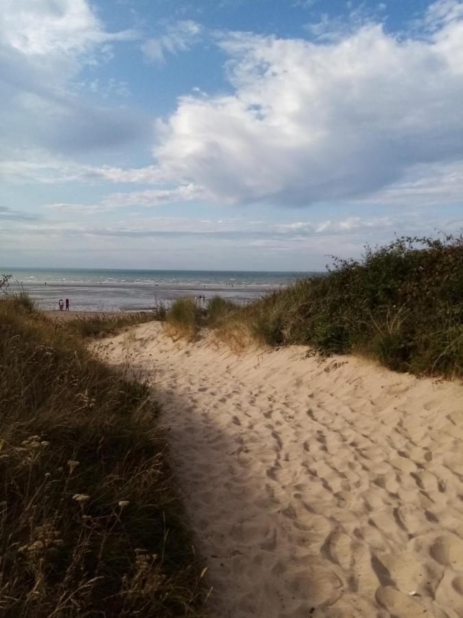 O Douceurs Sucrees Cabourg Bed & Breakfast Eksteriør bilde